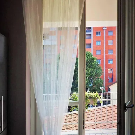Tra Il Centro E La Stazione Apartment