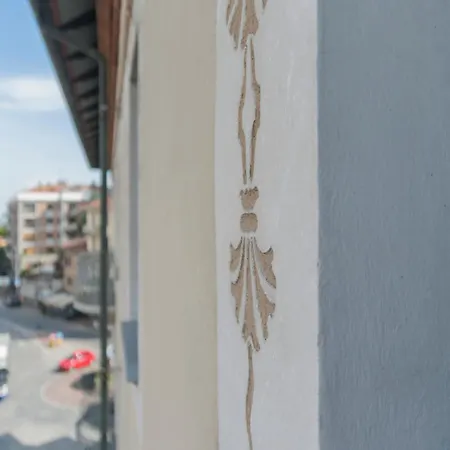 Tra Il Centro E La Stazione Apartment